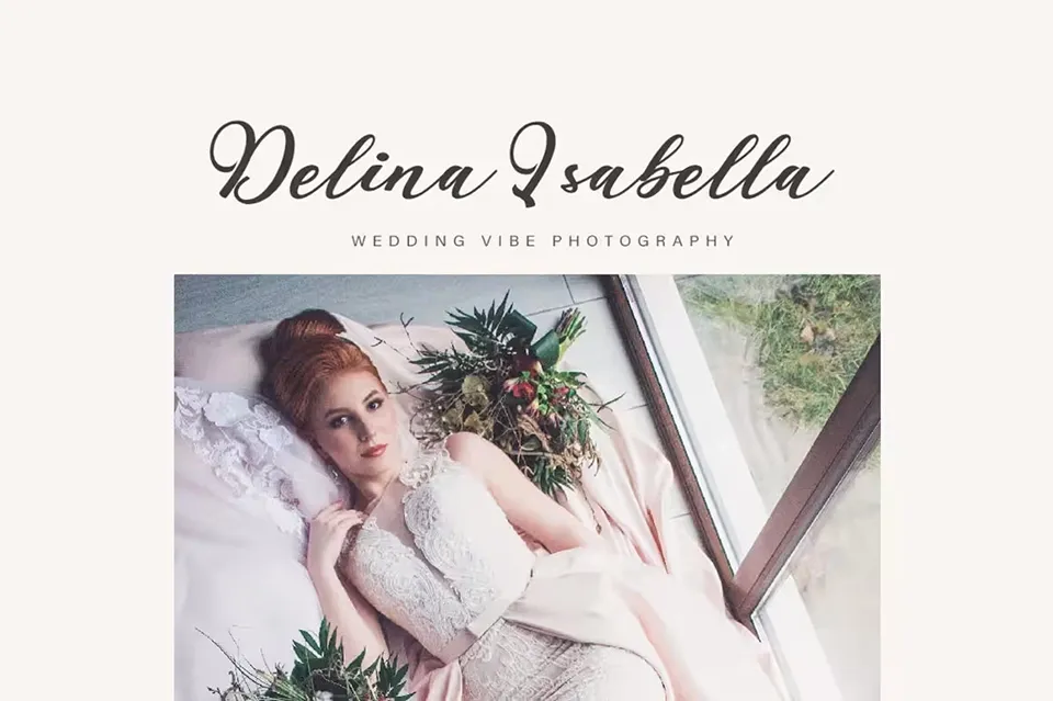 Maulie Script Font