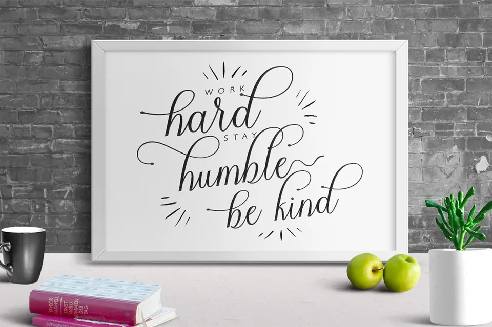 Charmington Font